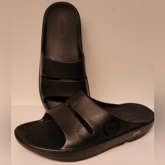 OOFOS Men’s & Women’s OOAHH Sport Slide Unisex  Sandals M-9/W-11 & M-6/W-8 Black - Picture 4 of 14